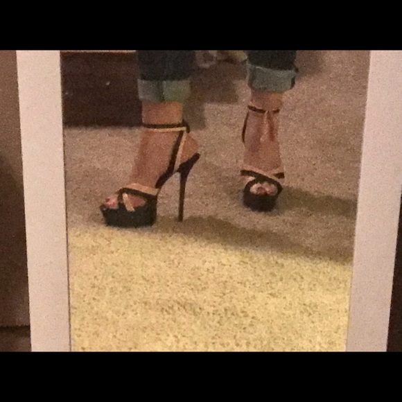 Alice + Olivia shoes - Picture 2 of 8